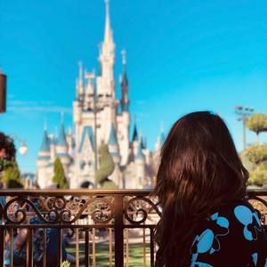 Meet your Posher, Cameron